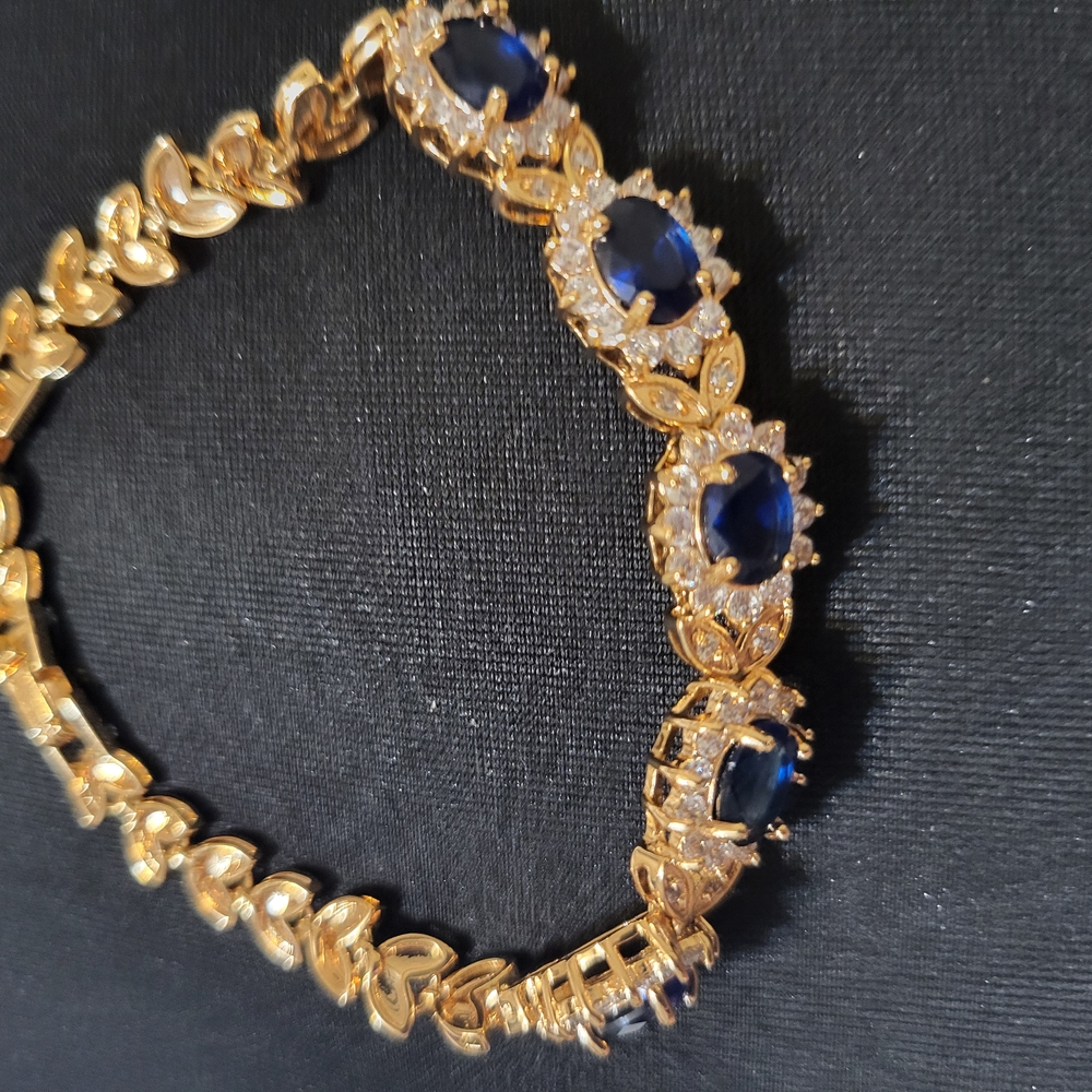 Elegant Gold and Blue Gemstone Bracelet